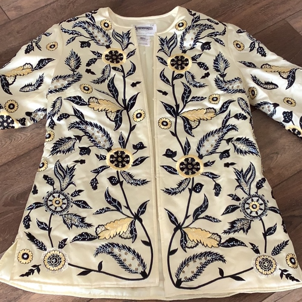 Amazing Oscar De La Renta NWOT Silk Jacket 🖤🖤🖤🖤 - Picture 4 of 9